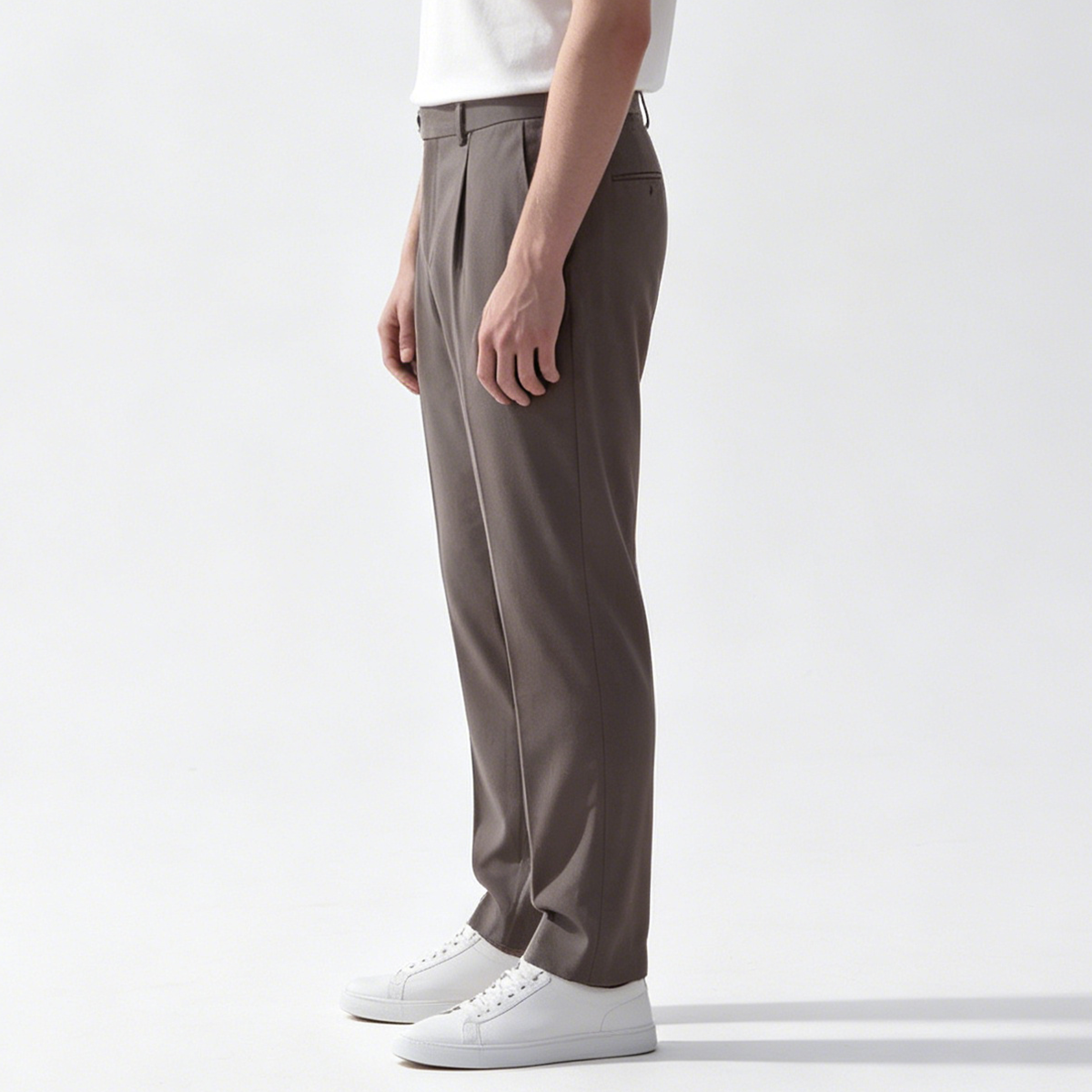 Brown Ultra‑Light Polyester Fused Sport‑Travel Casual Two‑Piece Suit