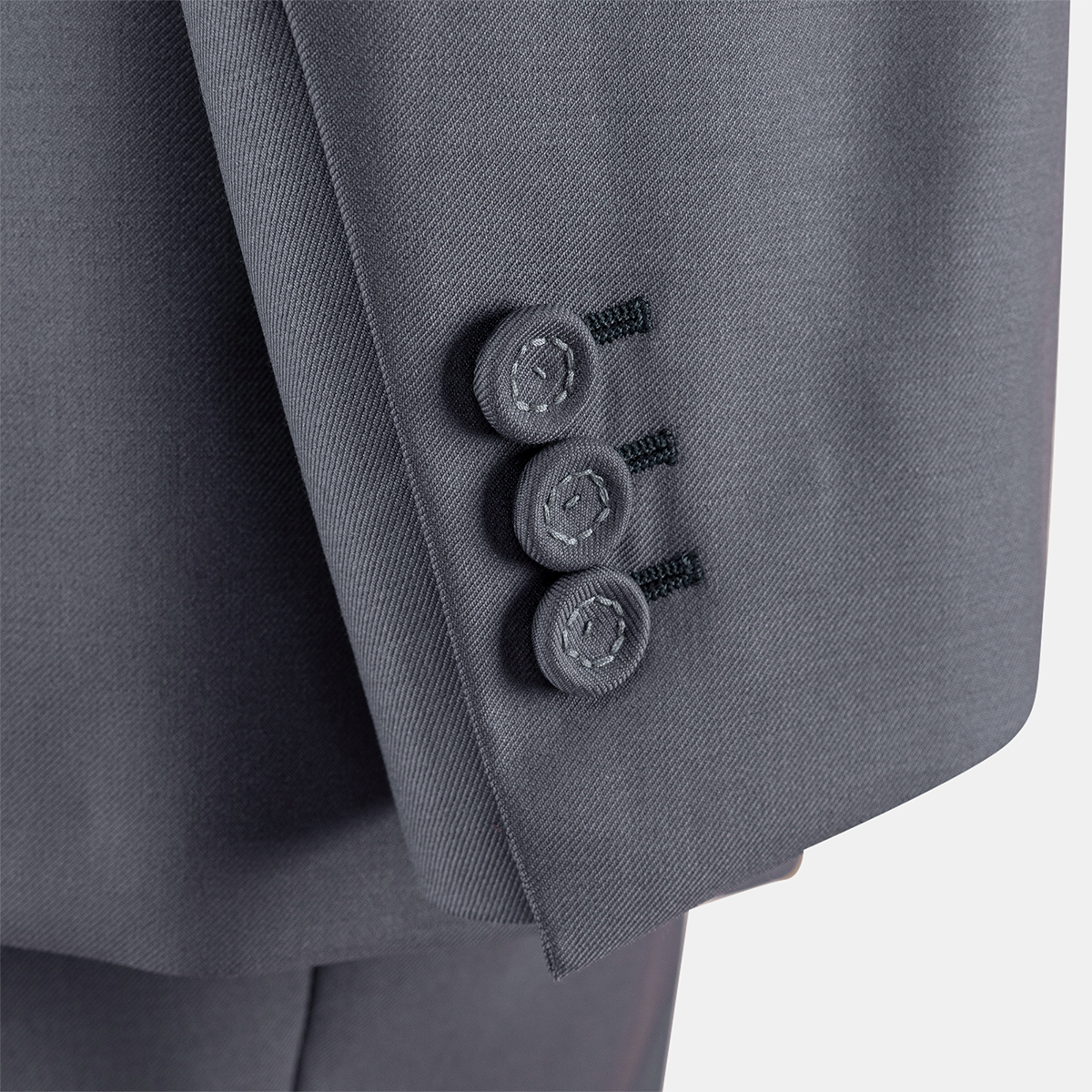 Gray Wool‑Polyester Fused Single‑Breasted Two‑Piece Suit